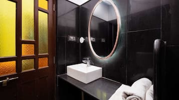 ห้องดีลักซ์ดับเบิล | ห้องน้ำ