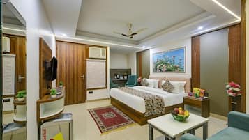 Deluxe Double Room, City View | Premium bedding, pillow-top beds, desk, laptop workspace