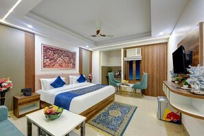 Deluxe Double Room, City View - Hotel Dream World (New Delhi)