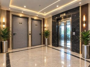 Sınıflandırılmamış resim, 36 üzerinden 4, düğme