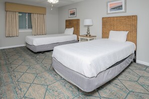 2 bedrooms, internet, bed sheets