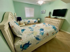 2 bedrooms, WiFi, bed sheets - Sandpebble Beach Club #304 (Surfside Beach)