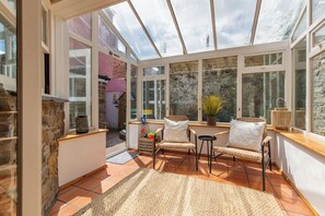 4 bedrooms