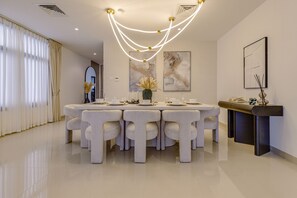 Dining - Sea Views & Private Pool, Near Beaches & Attractions – Sharm Al Dana (Fujairah)