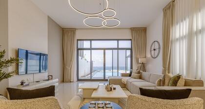 Sea Views & Private Pool, Near Beaches & Attractions – Sharm Al Dana