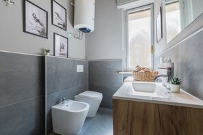 Appartamento, 1 camera da letto | Bagno | Doccia, asciugacapelli, asciugamani, sapone