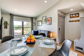 Apartment (1 Bedroom) | Interior - 11 Mi to Snowbird Resort: Mtn-view Apt w/ Hot Tub (Salt Lake City)