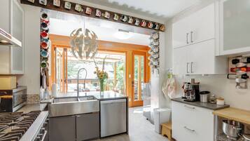 Nhà (3 Bedrooms) | Nội thất