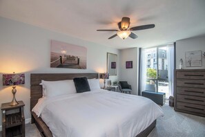 2 chambres, fer et planche à repasser, accès au Wi-Fi (inclus)