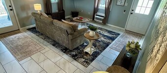Cozy 1-Bedroom Cottage in Ozark