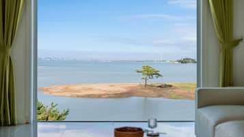 Basic Room, 1 Bedroom (Bassoon (Ocean View, Jacuzzi, BBQ)) | 1 bedroom, free WiFi