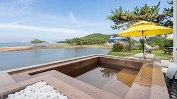 Basic-herbergi - 1 svefnherbergi (Cello (Ocean View, Jacuzzi, BBQ)) | Fyrir utan