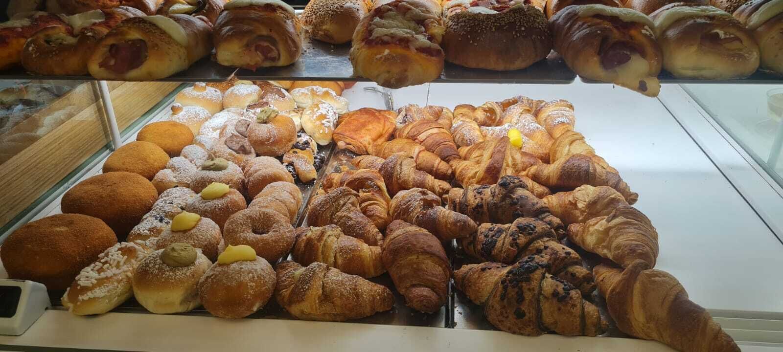 Sarapan dibawa pulang setiap hari (EUR 6 per orang)