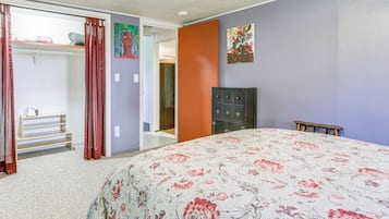 House (1 Bedroom) | Interior