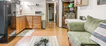 Walk to Main St: Carbondale Apt w/ Shared Patio