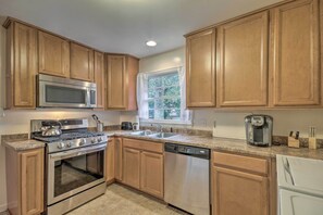 Interior - Cheery House, 0.3 Mi to Augusta National Golf (Augusta)