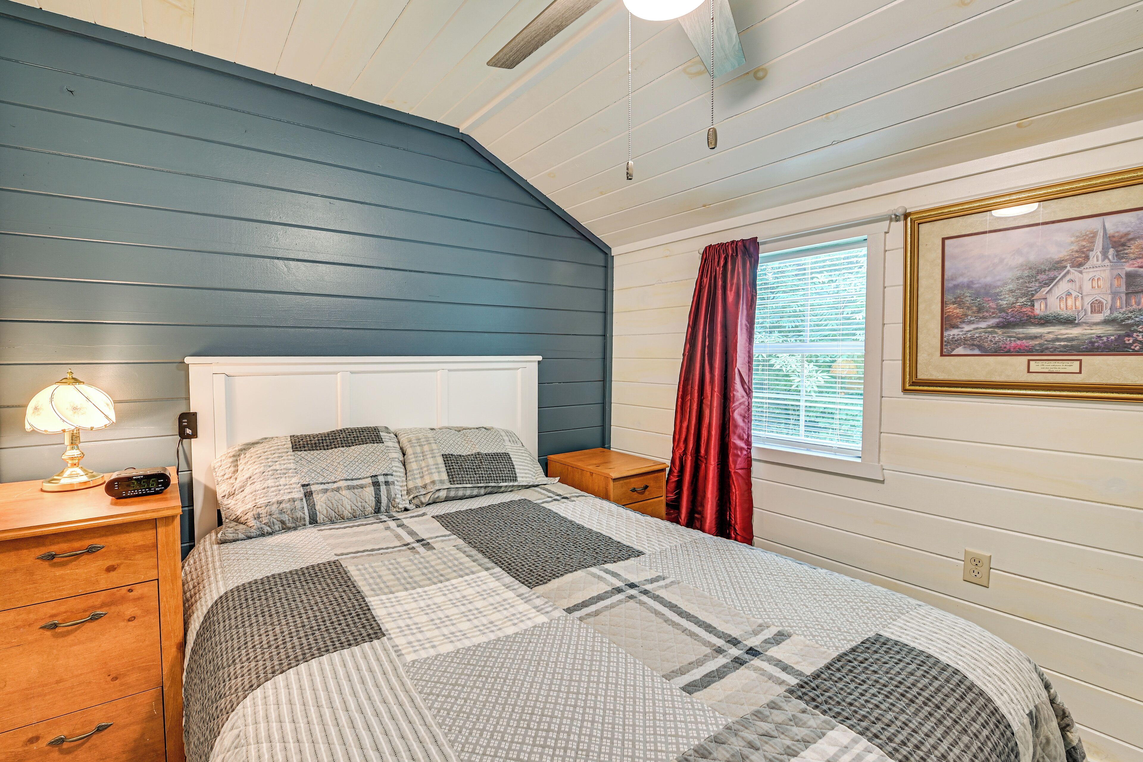 House (1 Bedroom) | Interior