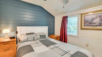 House (1 Bedroom) | Interior