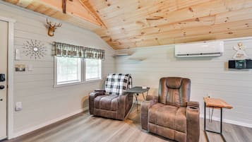 House (1 Bedroom) | Interior
