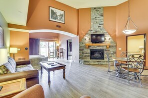 Apartment (1 Bedroom) | Interior