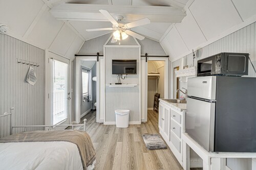 5 Mi to Dtwn Sweetwater: Studio w/ Serene Views