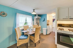 Cottage (2 Bedrooms) | Interior