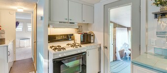 Half-mi to Roque Bluffs State Park: Quaint Cottage