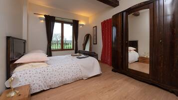 4 sovevĂŠrelser, strygejern/strygebrĂŠt, Wi-Fi, sengetĂžj