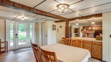 Cottage (2 Bedrooms) | Interior