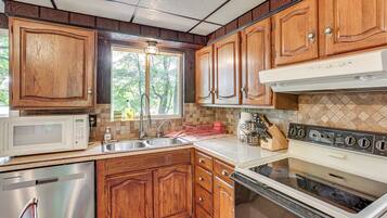 Cottage (2 Bedrooms) | Interior