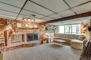 Cottage (2 Bedrooms) | Interior