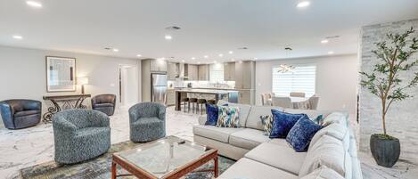 House (3 Bedrooms) | Front of property