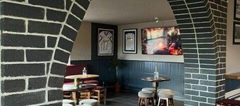 Cortoon Inn, Family Room 1 (1DBL +2SGL)