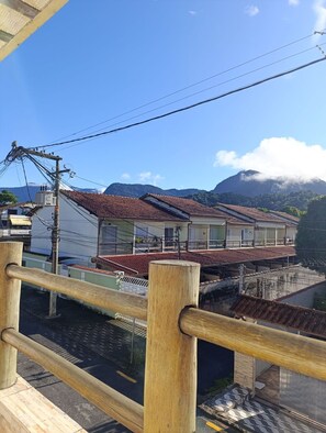Apartment, Smoking | 1 bedroom - Apto c Wi-fi Garagem e Vista das Montanhas (Angra dos Reis)