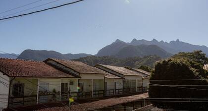 Apto c Wi-fi Garagem e Vista das Montanhas