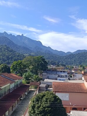 Apartment, Smoking - Apto c Wi-fi Garagem e Vista das Montanhas (Angra dos Reis)