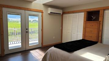 2 dormitoris, planxa i posts de planxar, wifi i roba de llit