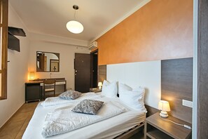 1 bedroom, WiFi, bed sheets - Villa Ginevra Resort Agrituristico Room 'Standard Double' (Ficarra)