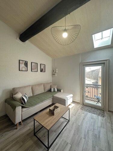 Charming air-conditioned apartment