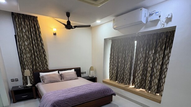 3 bedrooms, iron/ironing board, WiFi, bed sheets - Luxurious Jacuzzi villa/5 mins beach (Chennai)