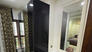 Interior - Luxurious Jacuzzi villa/5 mins beach (Chennai)