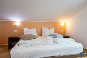 1 室のベッドルーム、WiFi、ベッドシーツ