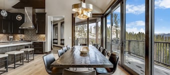 Barton Creek Vista 6 Bedroom Home
