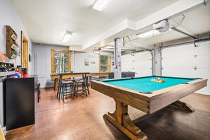 House, 3 Bedrooms | Games room