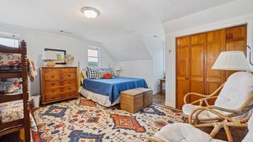 House, 4 Bedrooms | 4 bedrooms, free WiFi