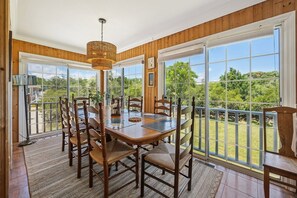 House, 4 Bedrooms | Dining