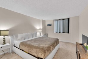 Apartment, 2 Bedrooms | 2 bedrooms, iron/ironing board, free WiFi - Arlington 2br Furnished Apartment In Crystal City 2 Bedroom Apts (Arlington)