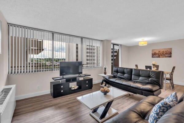 Arlington 2br Furnished Apartment In Crystal City 2 Bedroom Apts - Mount Rainier, MD