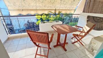 House, Smoking | 2 bedrooms