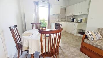 House, Smoking | 2 bedrooms